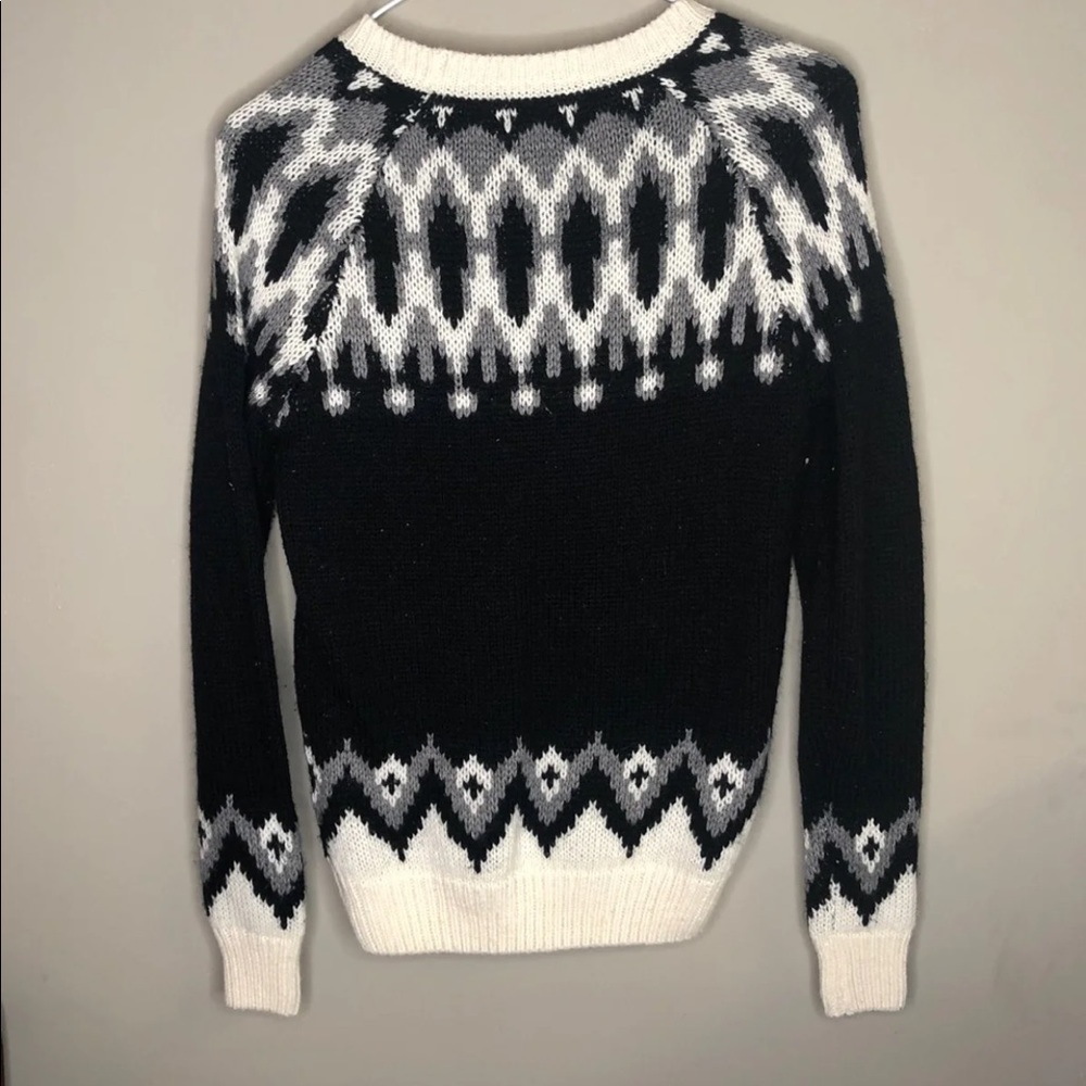 Sweater - Picture 2 of 2